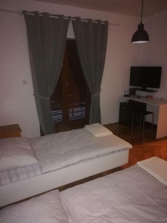 Apartmani Marin Vukovar Luaran gambar