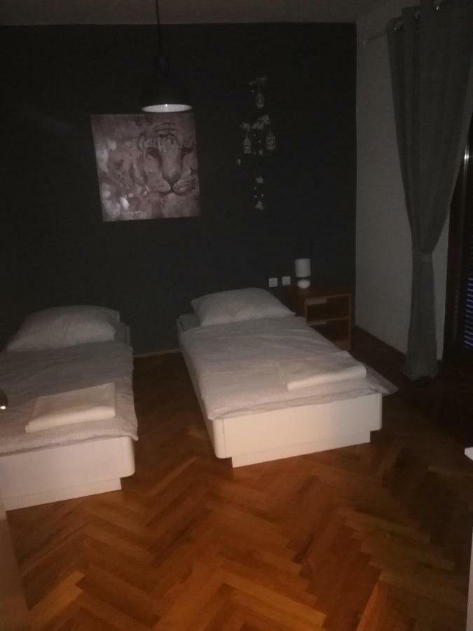 Apartmani Marin Vukovar Luaran gambar